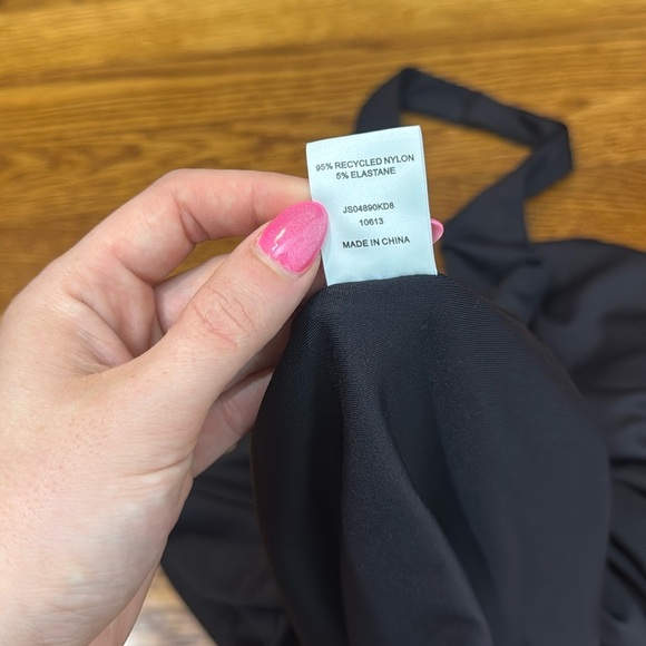 Meshki Black Tight Playsuit Romper Size Medium Lounge Active Minimalist - Picture 7 of 9